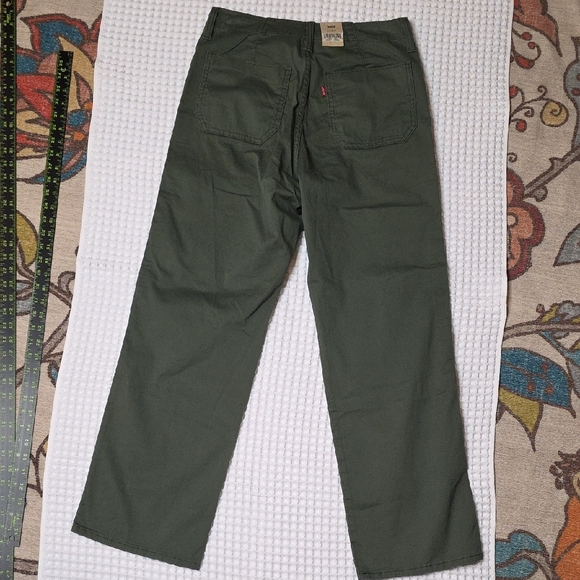 Levi's Women's Olive Green Straight Leg Utility  Pants 29 - Picture 3 of 12